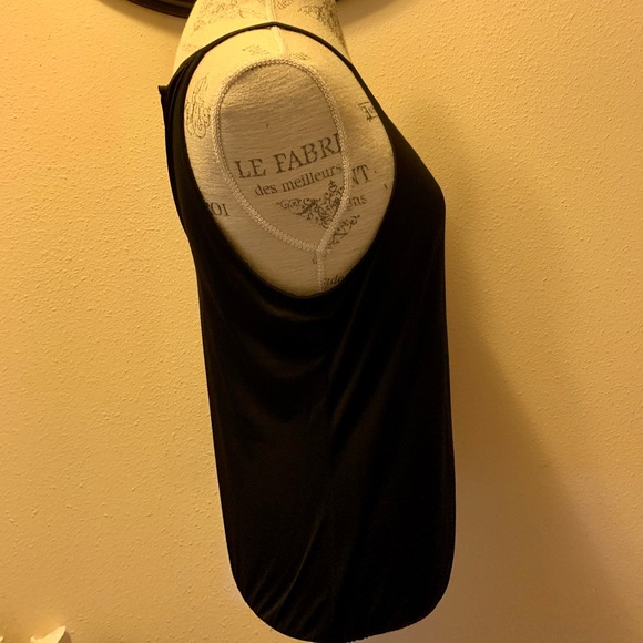 NWT ADORABLE TOP W/GOLD BEADING. ELASTIC WAIST. PERFECT FOR HOLIDAYS. - Picture 4 of 10